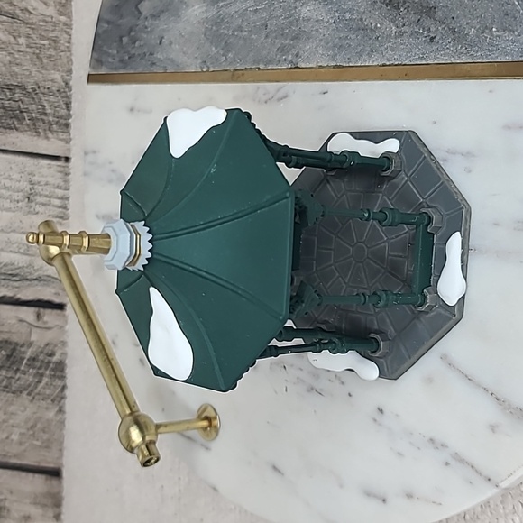 Department 56 Vintage Heritage Village Collection "Town Square Gazebo" #5513-1 - Picture 14 of 17